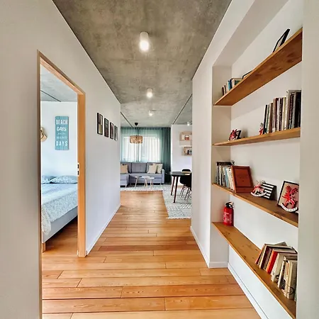 Laba - Basen, Blisko Plazy, Cisza, Taras, Parking, Bezplatne Wifi, Wyjatkowy! Lägenhet