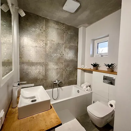 Laba - Basen, Blisko Plazy, Cisza, Taras, Parking, Bezplatne Wifi, Wyjatkowy! Appartement Gdynia