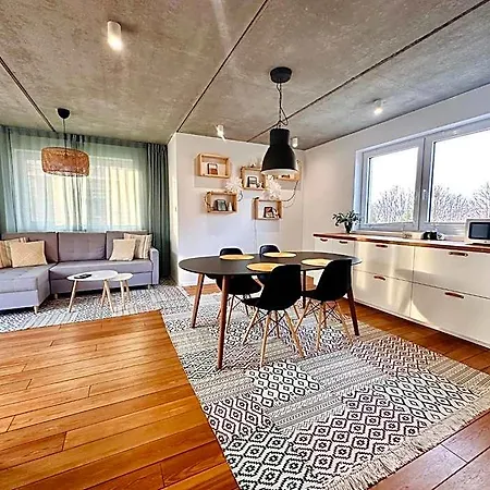 Apartamento Laba - Basen, Blisko Plazy, Cisza, Taras, Parking, Bezplatne Wifi, Wyjatkowy!