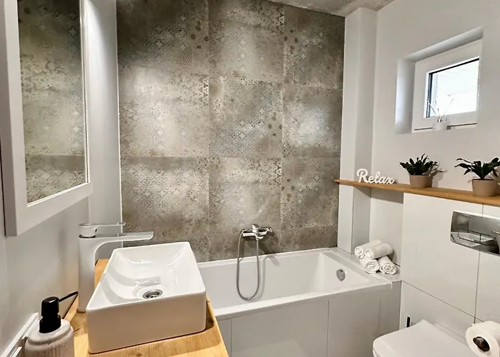 Apartment Laba - Basen, Blisko Plazy, Cisza, Taras, Parking, Bezplatne Wifi, Wyjatkowy! Gdynia